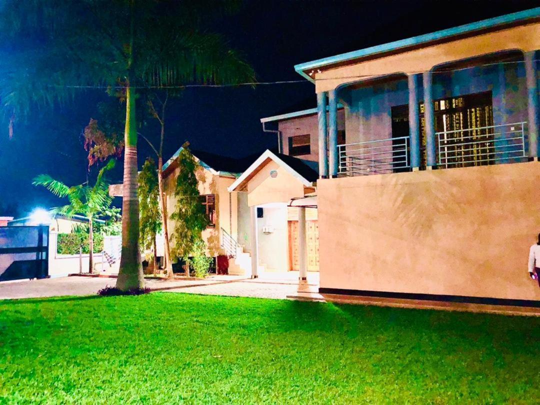 Kigali Airport Suites Exteriör bild